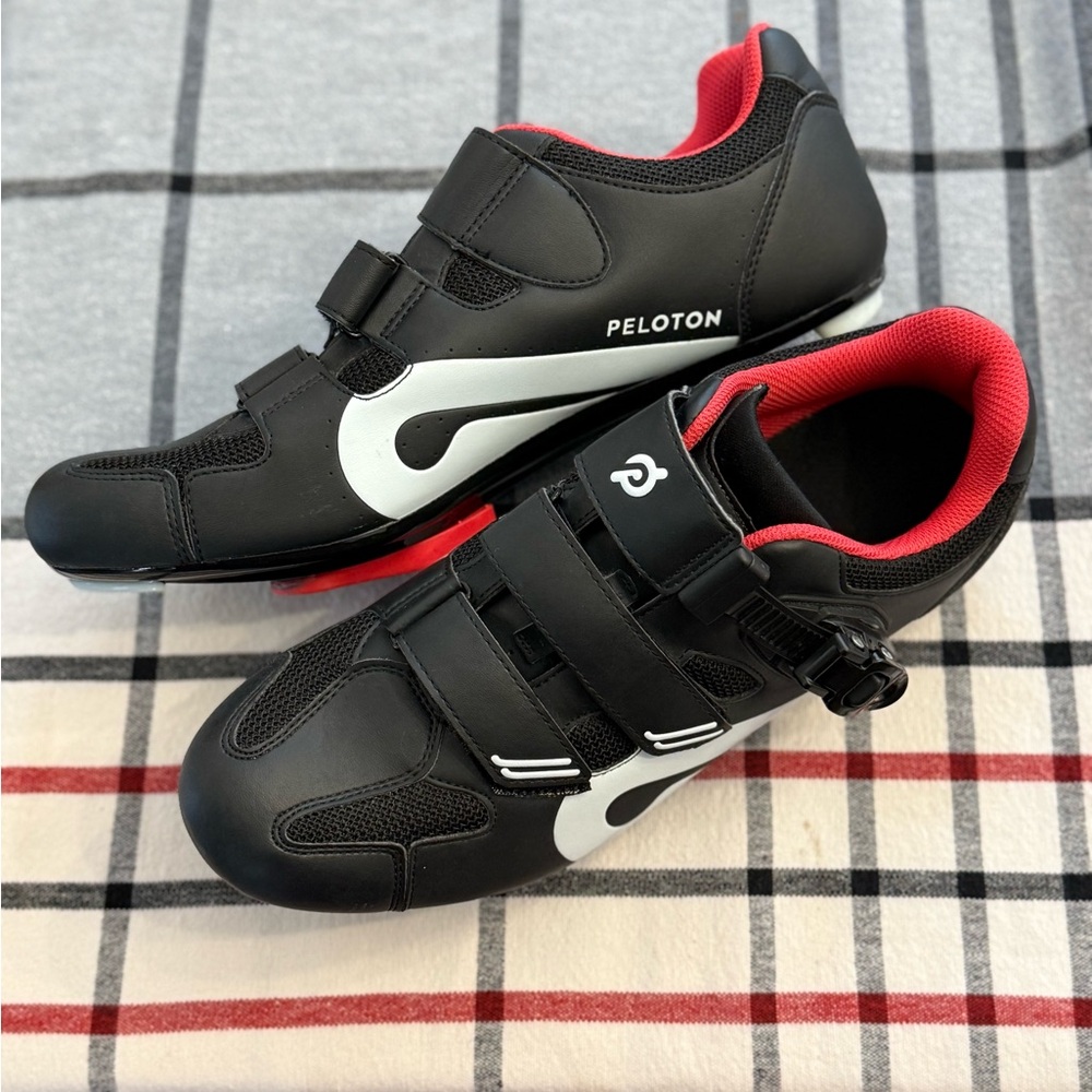 Peloton Cycling Shoe - Black with Red Interior Trim